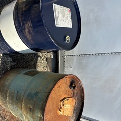 ドラム缶　2本　の画像