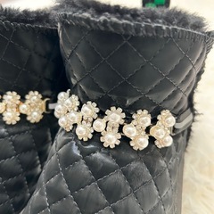 16.5センチ　子供靴 キッズ ショートブーツ ファー キルティング ビジューの画像