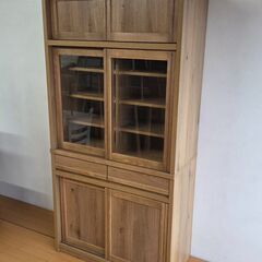 年末大掃除SALE 未使用　限定品 　美品　食器棚　幅90　高さ180　ナチュラル　ガラス引戸　引出　レンジ台　引出し　棚　大量収納　天然木　キッチンストッカーの画像