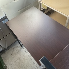 ラック付きパソコンデスク　ブラウン　中古の画像