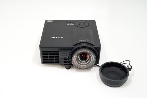 RICOH PJ WXC1210 小型プロジェクター｜WXGA｜800ルーメン｜HDMI対応｜動作良好