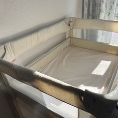 aprica ココネル 折りたたみベビーベッドの画像