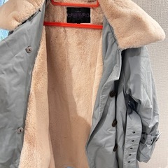 トレンチコート　中ボア　ブルー系の画像