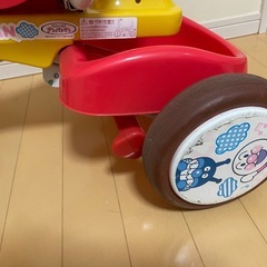 アンパンマン三輪車
の画像
