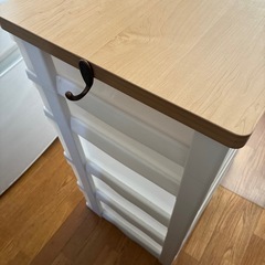 【引越し処分】アイリスオーヤマ 4段チェスト（幅56cm）衣類収納 プラスチックタンスの画像