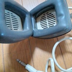 トリオ　TRIO  HS ー1/8  　ステレオヘッドフォン　経年保管品　ジャンク　汚れ黄ばみ有りの画像