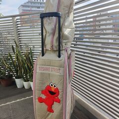 キャスター付きキャディバッグの画像