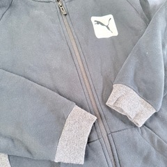 150 PUMA グレー フルジップパーカーの画像