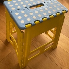 カラフル踏み台の画像