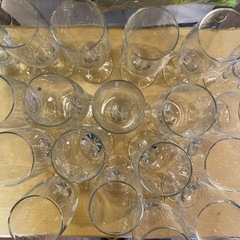 ビールグラス　19個　ビアグラス　脚付　飲食店の画像