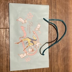 Desiree（デジレー） ショップ袋  可愛いウサギの描かれたおしゃれなデザインです。の画像