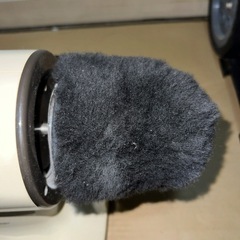 電動靴磨き『おでかけくん』シャープ製シューズクリーナーの画像