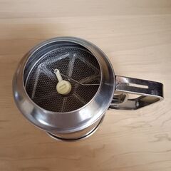 粉振るい器の画像