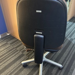 オカムラ　
オフィス　椅子　事務の画像
