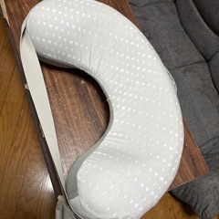 【美品】エルゴ授乳クッションの画像