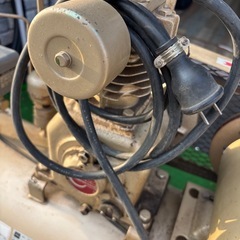 良品 TOSHIBA 東芝 TOSCON 0.75Kw エアコンプレッサー GP5-7S8 100/200V兼用 トスコンの画像