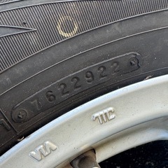 まだまだバリ溝スタッドレス マルチホイールセット 17インチ 7J +38 215/60R16 Toyoタイヤ（トーヨータイヤ）の画像