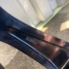 20インチ8j オフ45  225/35ZR20の画像