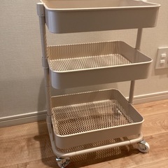 ニトリ　3段ラックの画像