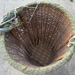 背負い籠　カゴ　竹　インテリア　昭和　レトロの画像