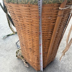 背負い籠　カゴ　竹　インテリア　昭和　レトロの画像