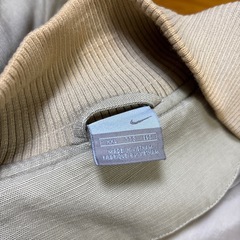 ジャンパー(ナイキ)の画像