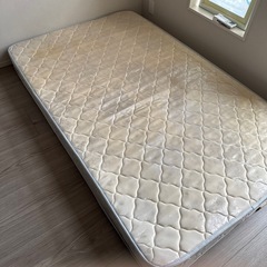 セミダブルマットレスの画像
