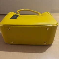 牛革バッグの画像