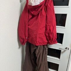 ●Mサイズ(165-170サイズくらい)のスキースノーボード用ウエア上下●の画像