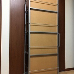 マガジンラック　キャスター付きで移動が楽の画像