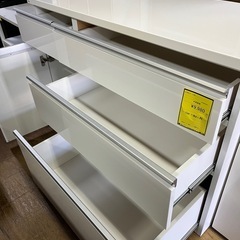 ジャングルジャングル貝塚店　キッチンカウンター　食器棚　キッチン収納　キッチンボード　白　中古　リユース　貝塚市　二色浜の画像