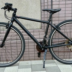 FUJI  フジRAIZ 2023年　クロスバイク　マットブラック　　18段　東京　中央線　吉祥寺駅三鷹駅　京王線　仙川駅の画像