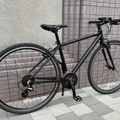 FUJI  フジRAIZ 2023年　クロスバイク　マットブラック　　18段　東京　中央線　吉祥寺駅三鷹駅　京王線　仙川駅の画像