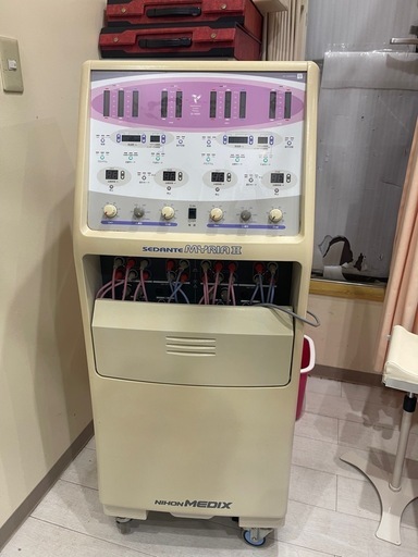 干渉波治療器
