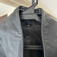 牛革ハ－フコ－ト
の画像