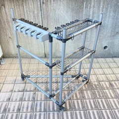 ガーデンツールオーガナイザー キャスター付き ローリングコーナーツール収納ラック の画像