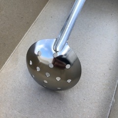 穴あき杓子10本の画像