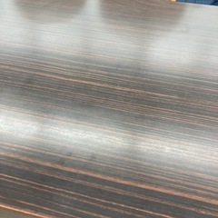 ダークブラウンのカフェテーブルのご紹介です！の画像