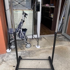 【ハンガーラック】クリーニング済み【管理番号11112】大の画像