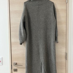 urban research ニットワンピースの画像