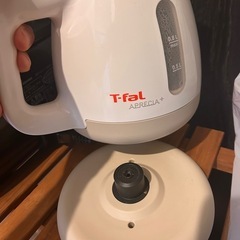 ティファール 電気ケトル アプレシア ウルトラクリーン パールホワイト 0.8Lの画像