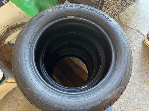 【新車外し】トーヨータイヤ　PROXES Comfort 225/60R18 ４本セット