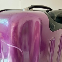 スーツケース（色パープル）の画像