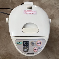 電気ポットの画像