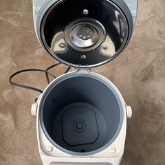 電気ポットの画像