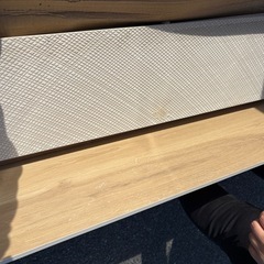 木目調タイルの画像