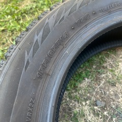 155/65R14 スタッドレス BS VRX2 23年製バリ山2本の画像