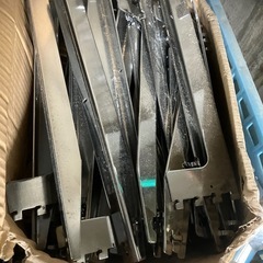 ロイヤル　棚柱（チャンネルサポート）と棚受け（ブラケット）を1セットで‼️の画像