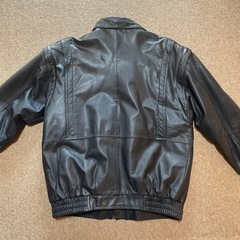 値下げ　柔らかい本革のツーウェイ革ジャン(Lサイズ)の画像