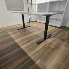 IKEAのデスク、トロッテンをお譲りいたします。の画像
